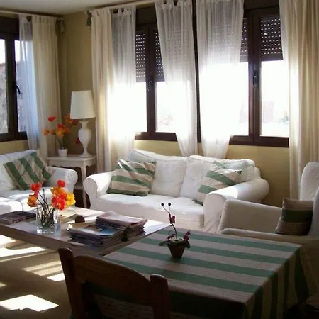 Laureana Marcos 3* Segowia