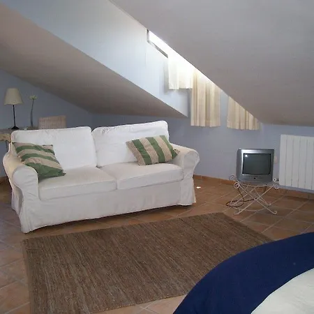 Laureana Marcos 3* Segowia