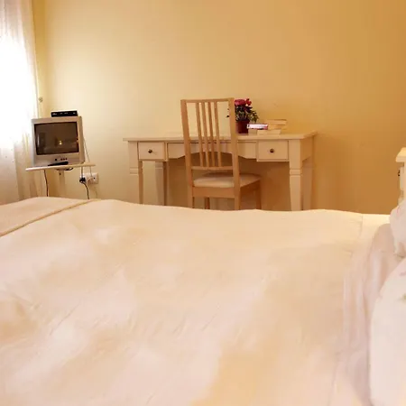 Hotel Laureana Marcos 3*