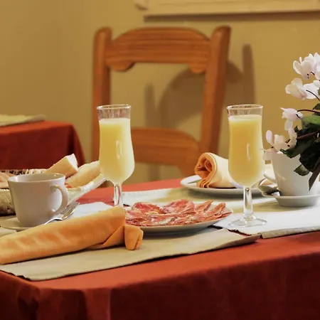 Hotel Laureana Marcos Segowia